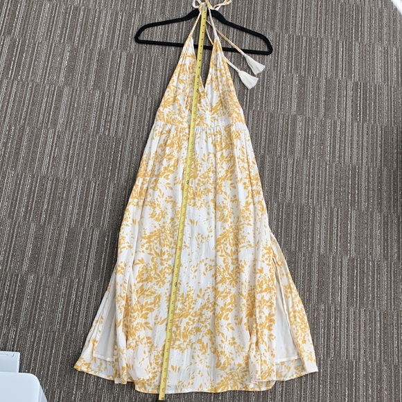 Beautiful Floral Dress - Picture 9 of 15